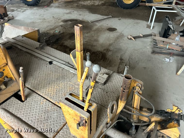 image for item EK2812 Blew-Knox PF-35 paver