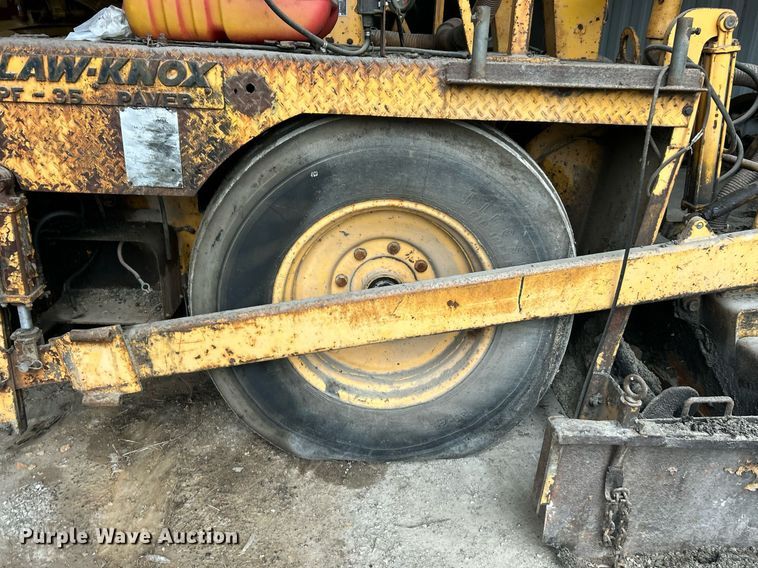 image for item EK2812 Blew-Knox PF-35 paver