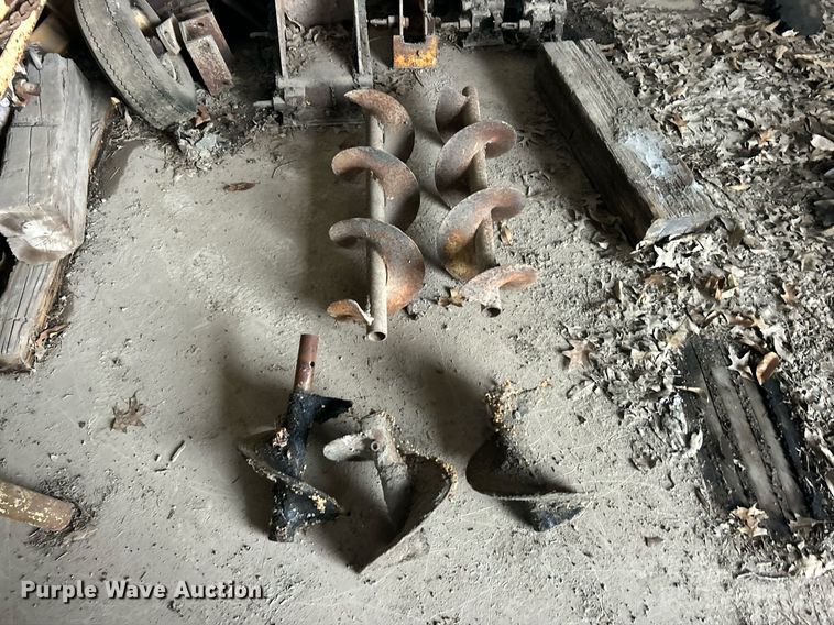 image for item EK2812 Blew-Knox PF-35 paver