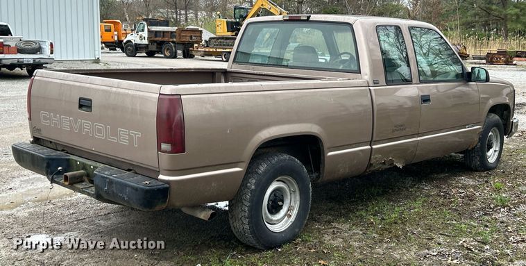 image for item EK2815 1995 Chevrolet Cheyenne 1500 Ext. Cab pickup truck