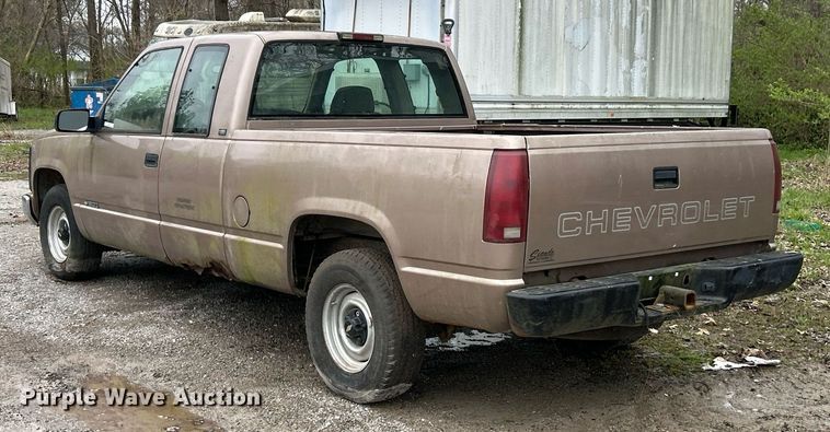 image for item EK2815 1995 Chevrolet Cheyenne 1500 Ext. Cab pickup truck