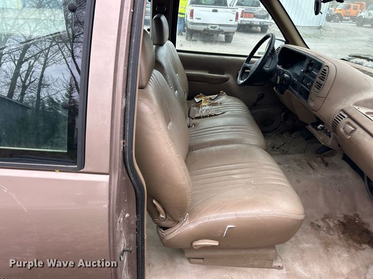 image for item EK2815 1995 Chevrolet Cheyenne 1500 Ext. Cab pickup truck