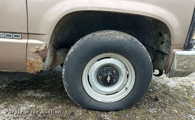 image for item EK2815 1995 Chevrolet Cheyenne 1500 Ext. Cab pickup truck