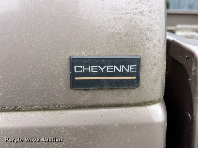 image for item EK2815 1995 Chevrolet Cheyenne 1500 Ext. Cab pickup truck