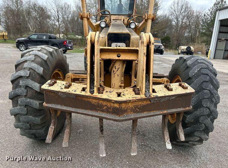 image for item EK2816 1979 John Deere 770-A motor grader