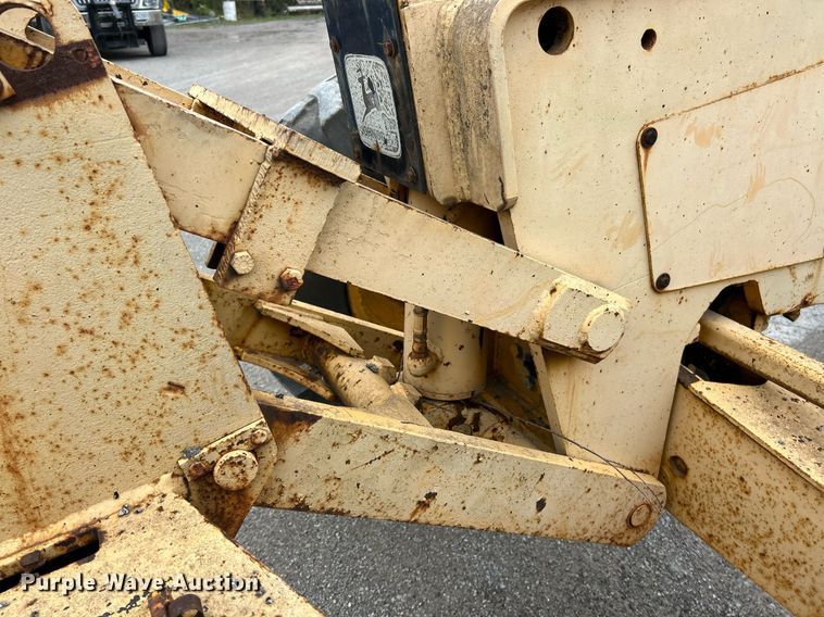 image for item EK2816 1979 John Deere 770-A motor grader