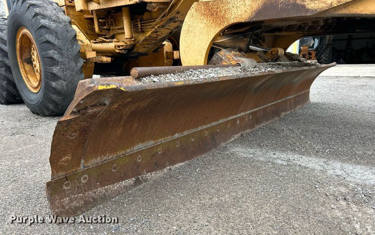 image for item EK2816 1979 John Deere 770-A motor grader