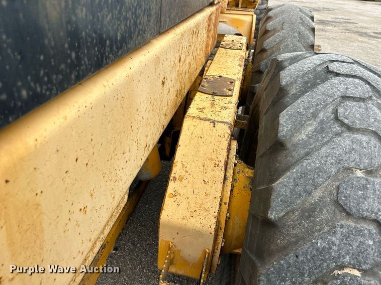 image for item EK2816 1979 John Deere 770-A motor grader