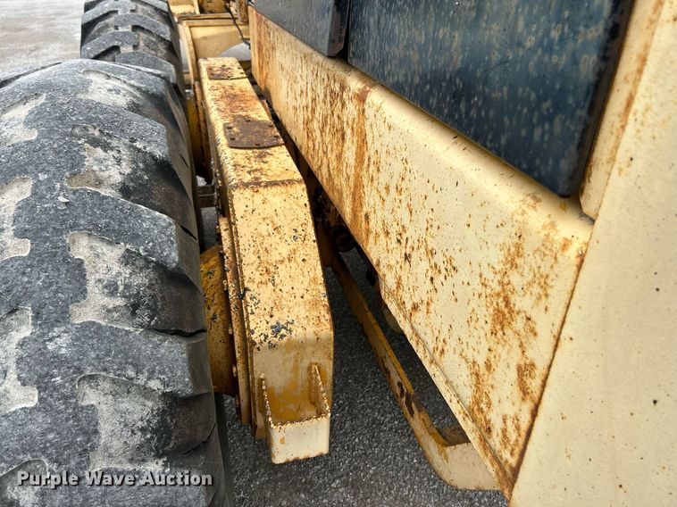 image for item EK2816 1979 John Deere 770-A motor grader