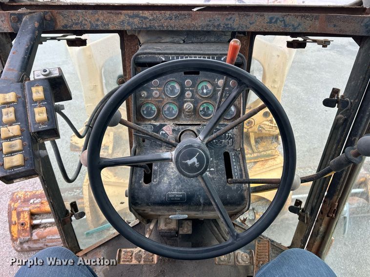 image for item EK2816 1979 John Deere 770-A motor grader