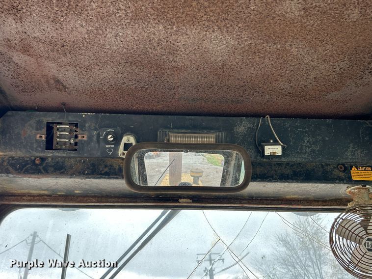 image for item EK2816 1979 John Deere 770-A motor grader