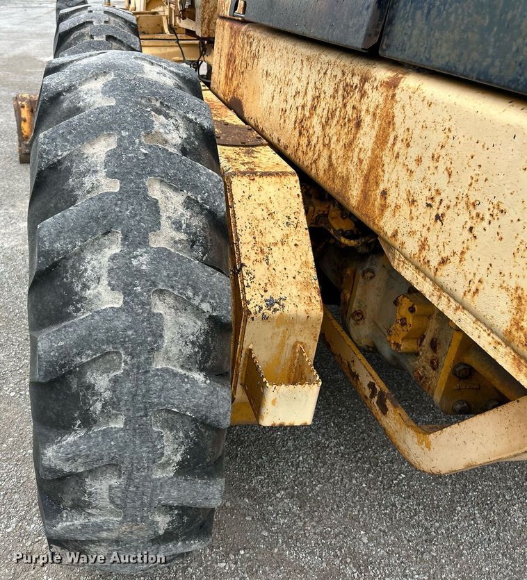 image for item EK2816 1979 John Deere 770-A motor grader