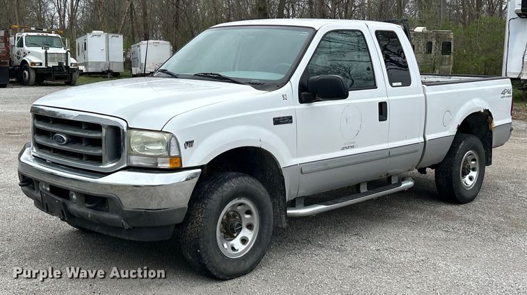 image for item EK2817 2002 Ford F250 Super Duty SuperCab pickup truck