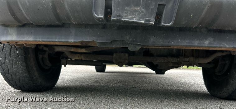 image for item EK2817 2002 Ford F250 Super Duty SuperCab pickup truck