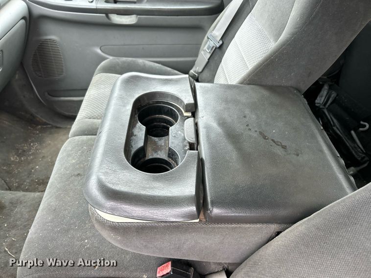 image for item EK2817 2002 Ford F250 Super Duty SuperCab pickup truck