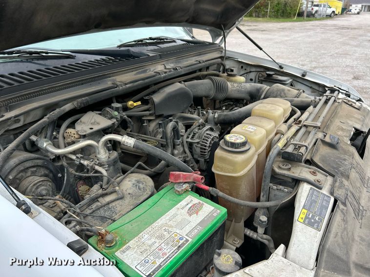 image for item EK2817 2002 Ford F250 Super Duty SuperCab pickup truck