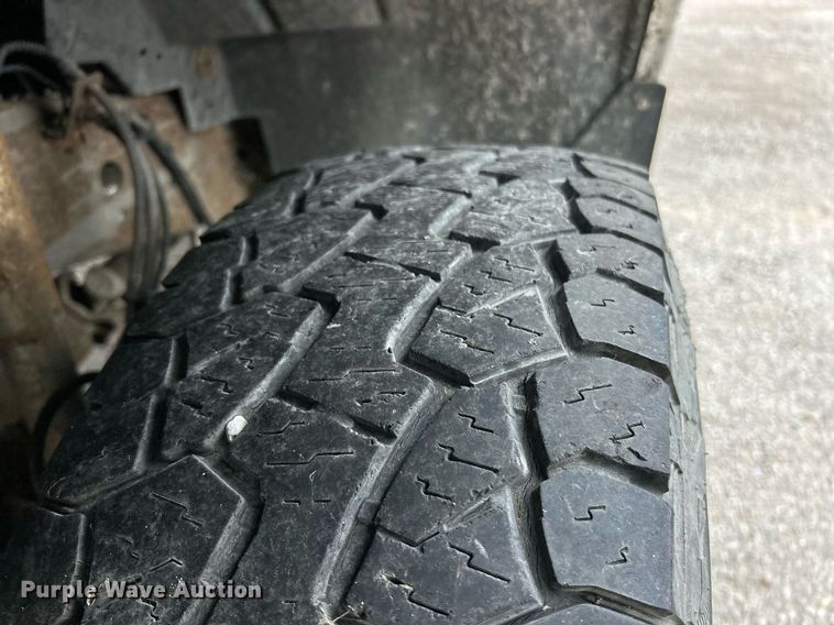 image for item EK2817 2002 Ford F250 Super Duty SuperCab pickup truck