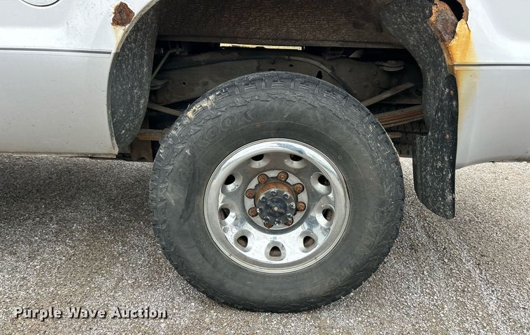 image for item EK2817 2002 Ford F250 Super Duty SuperCab pickup truck