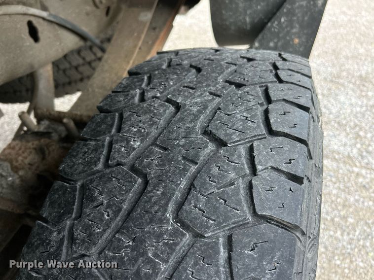 image for item EK2817 2002 Ford F250 Super Duty SuperCab pickup truck