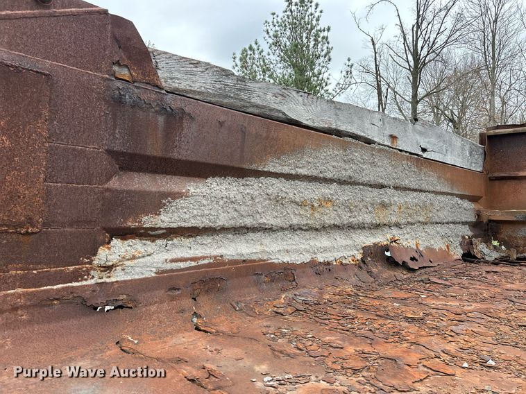 image for item EK2818 2000 Freightliner FL80 dump truck