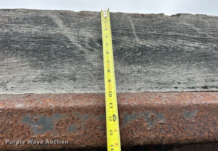 image for item EK2818 2000 Freightliner FL80 dump truck