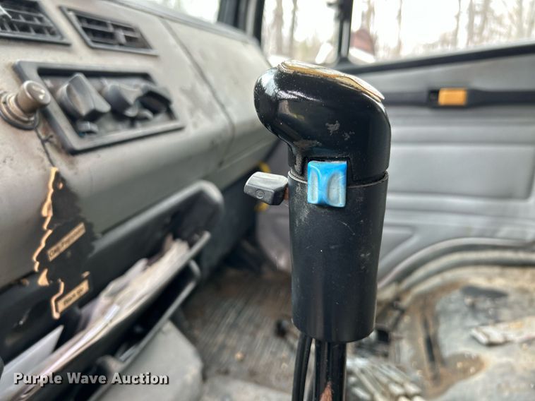 image for item EK2818 2000 Freightliner FL80 dump truck