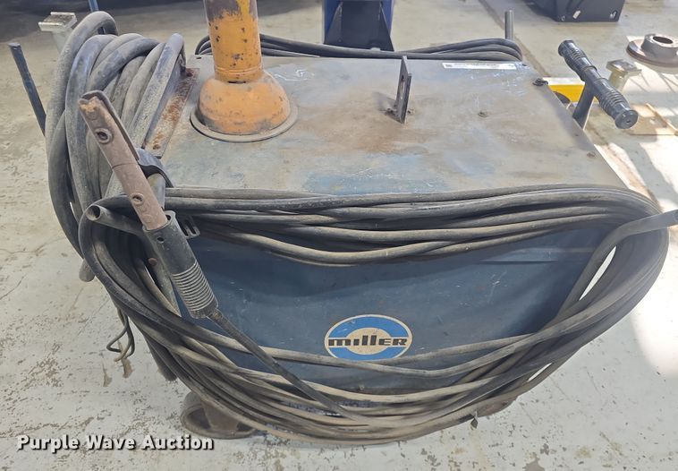 image for item EK5104 Miller Dialarc 250 welder/generator