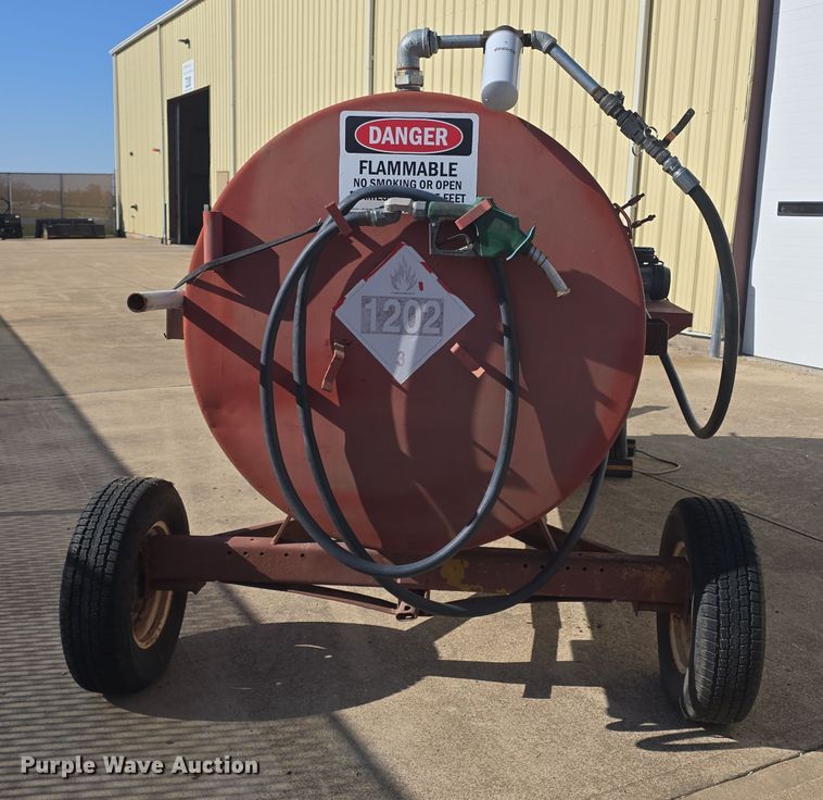 image for item EK5105 Fuel trailer