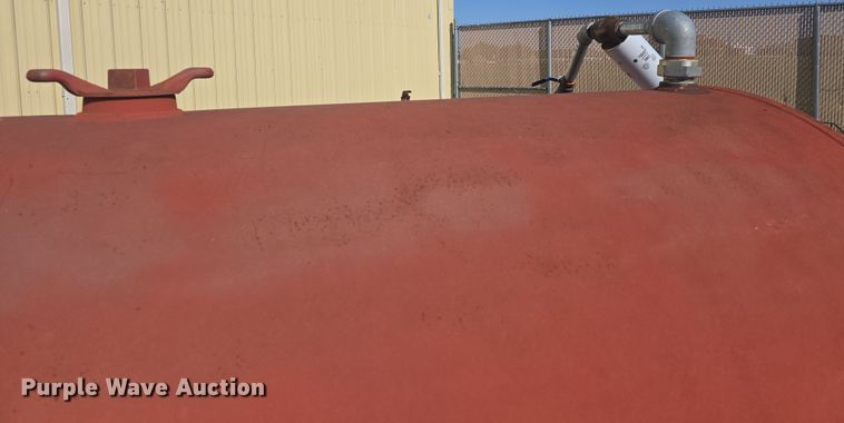 image for item EK5105 Fuel trailer