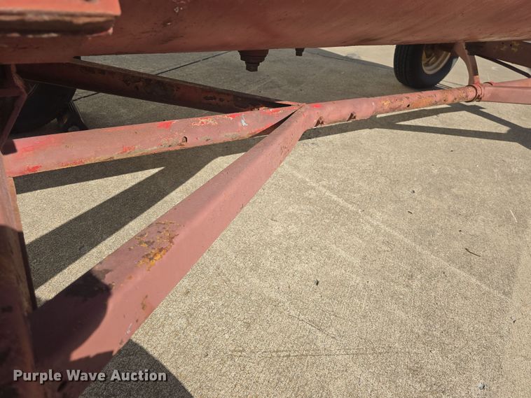 image for item EK5105 Fuel trailer