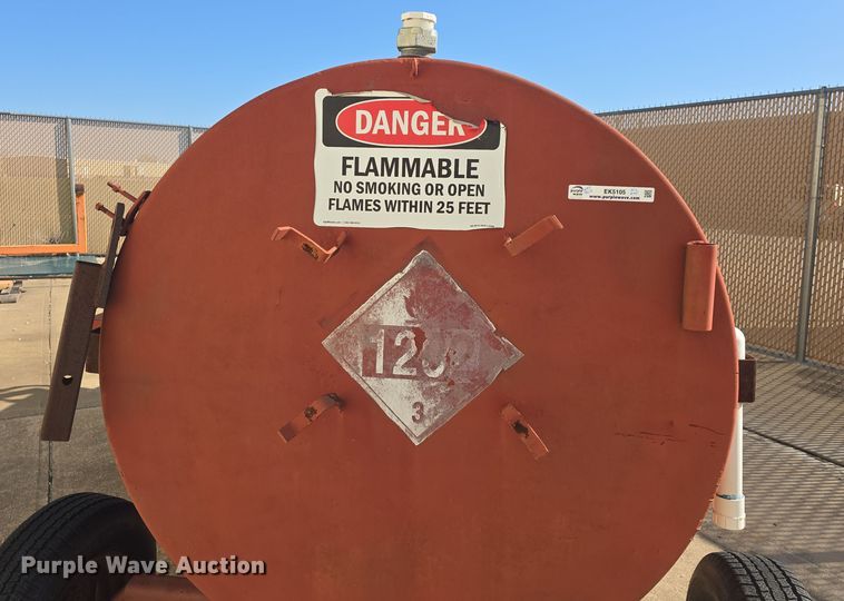 image for item EK5105 Fuel trailer