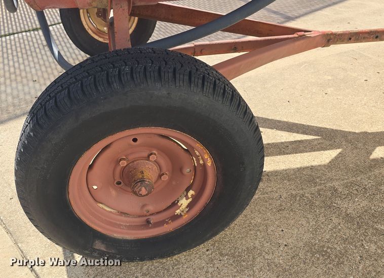 image for item EK5105 Fuel trailer