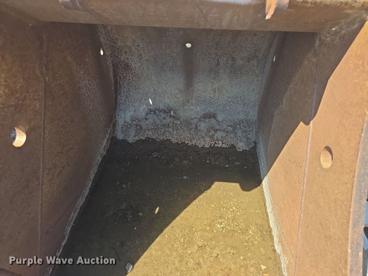 image for item EK5114 2005 Gelth HD45FLATTOP excavator bucket