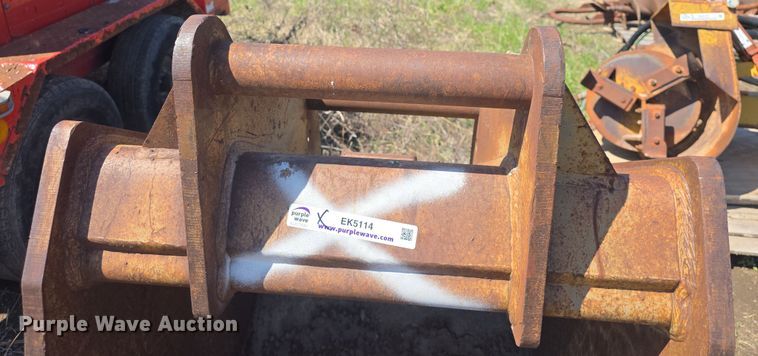 image for item EK5114 2005 Gelth HD45FLATTOP excavator bucket