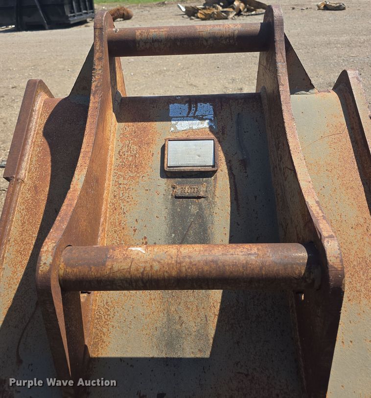 image for item EK5114 2005 Gelth HD45FLATTOP excavator bucket