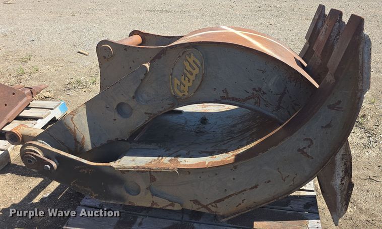 image for item EK5118 2005 Gelth HDG1735K6 excavator grapple