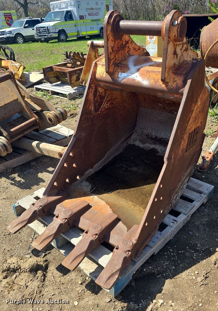 image for item EK5119 WB excavator bucket