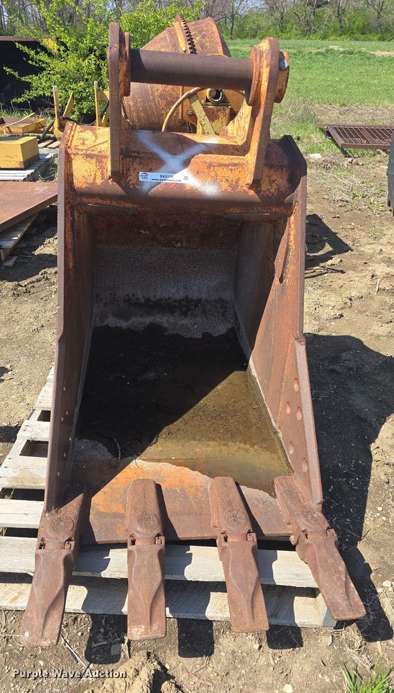 image for item EK5119 WB excavator bucket