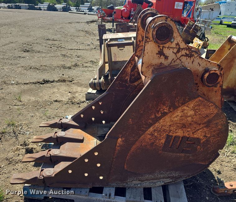 image for item EK5119 WB excavator bucket