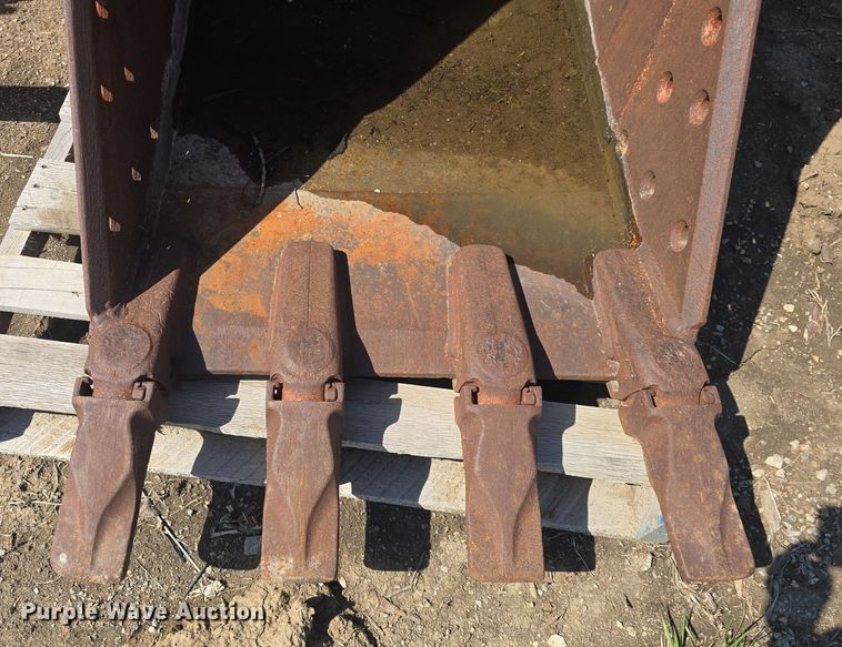 image for item EK5119 WB excavator bucket
