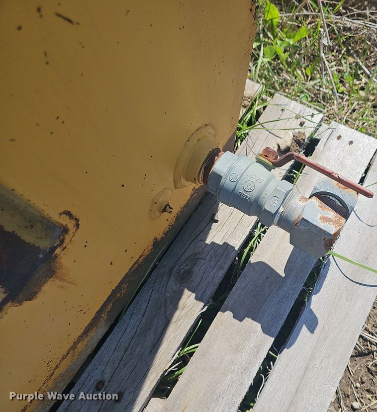 image for item EK5121 Tiger side boom mower