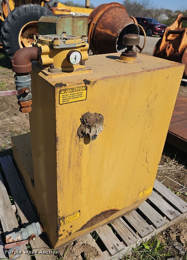 image for item EK5121 Tiger side boom mower