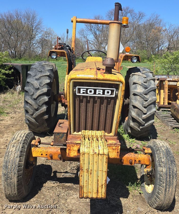 image for item EK5124 Ford Tiger Special 5600 tractor