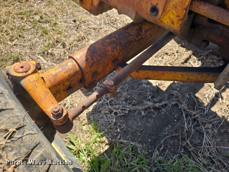 image for item EK5124 Ford Tiger Special 5600 tractor