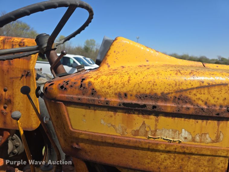 image for item EK5124 Ford Tiger Special 5600 tractor