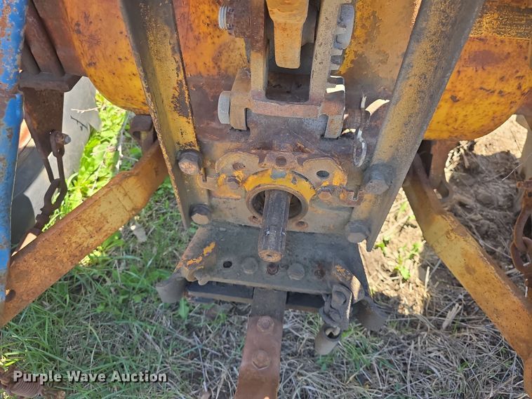 image for item EK5124 Ford Tiger Special 5600 tractor