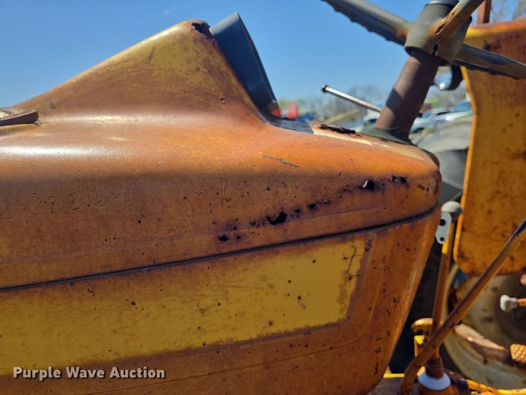 image for item EK5124 Ford Tiger Special 5600 tractor