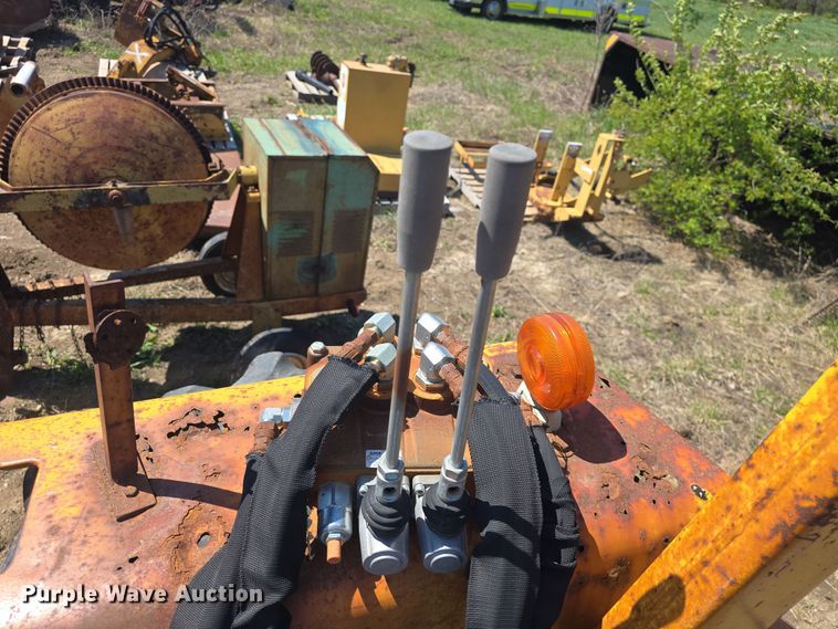 image for item EK5124 Ford Tiger Special 5600 tractor