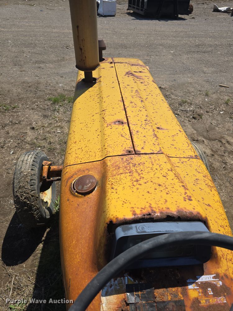 image for item EK5124 Ford Tiger Special 5600 tractor