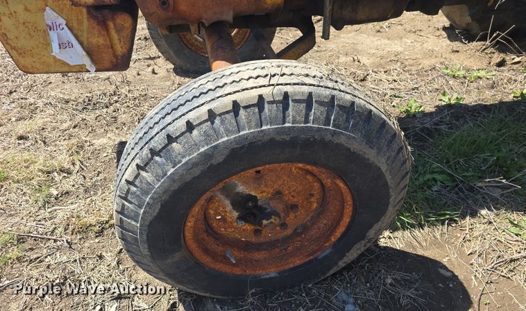 image for item EK5124 Ford Tiger Special 5600 tractor